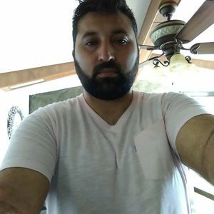 Meet your Posher, Roberto